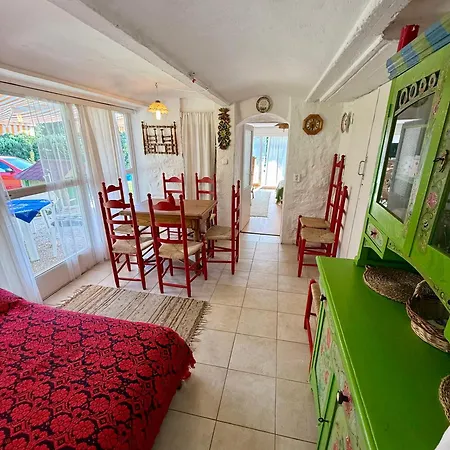 Holiday home Eklektikus 79